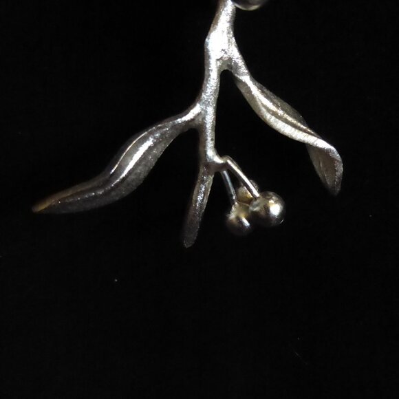 NEW 3.5” SILVER MISTLETOE BRANCH SPRIG ORNAMENT HOLIDAY CHRISTMAS DECORATION - Picture 7 of 15